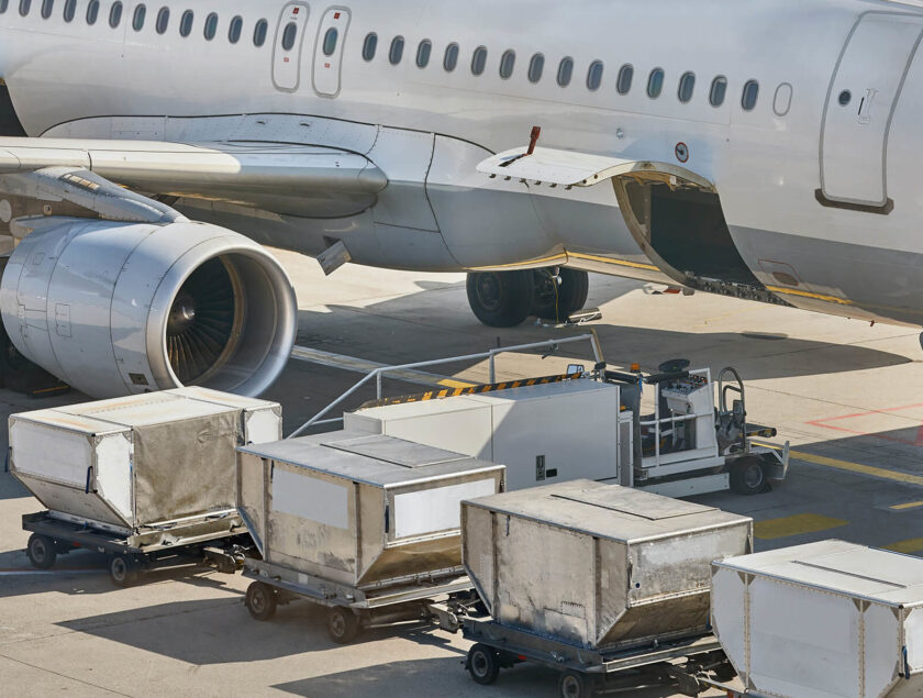 ART800_Que-tipos-de-contenedores-aereos-hay-Cabecera-1867x1200