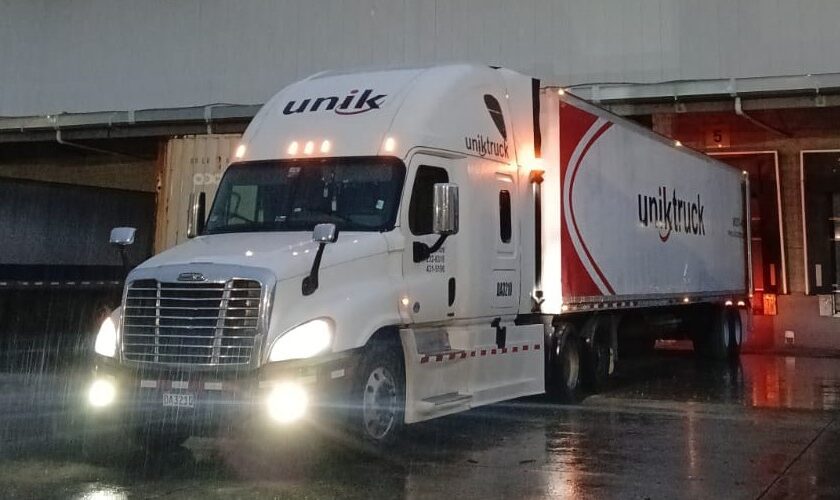 servicio-carga-terrestre-unik